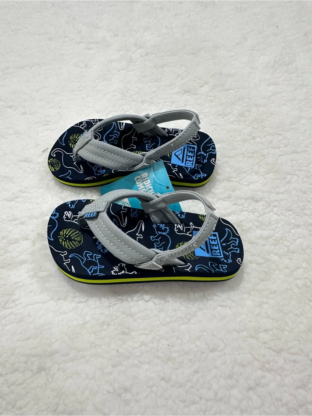 Reef Kids Navy Dino Print Flip Flops